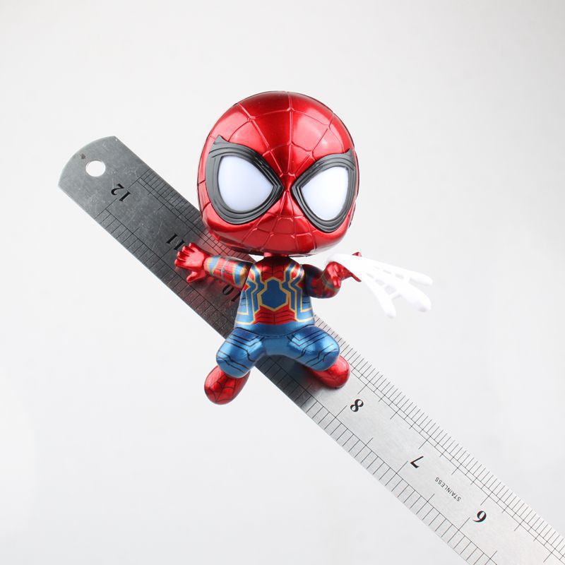 Illuminated Iron Man and Spider-Man Figurines (Avengers)